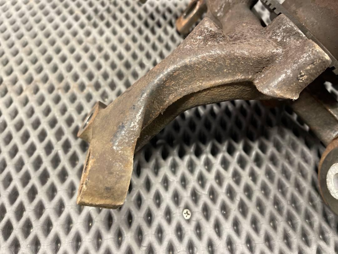 Поворотный кулак, 3820 рублей, Красноярск