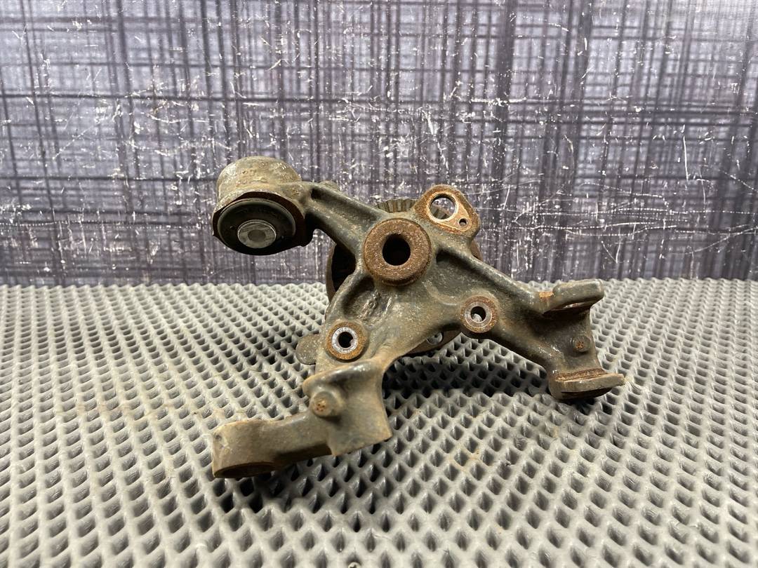 Поворотный кулак, 3820 рублей, Красноярск