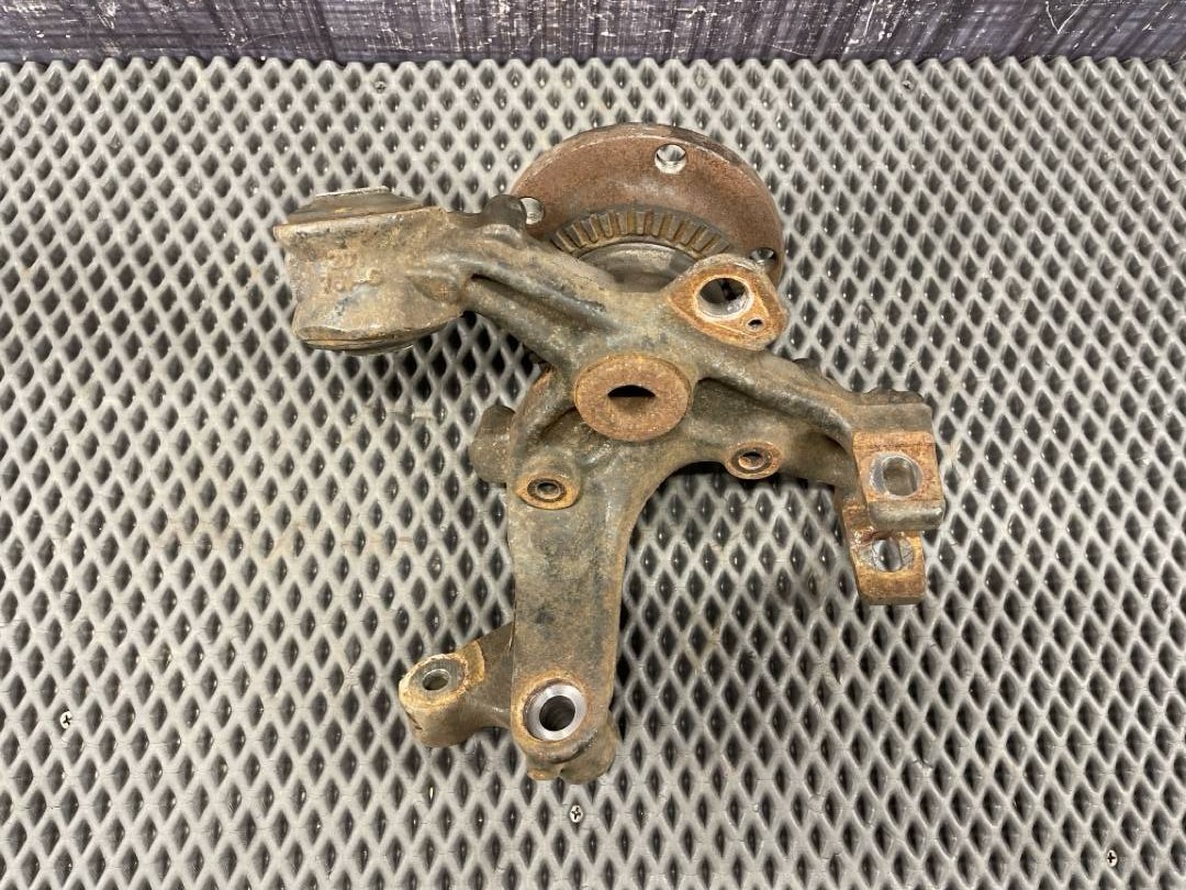 Поворотный кулак, 3820 рублей, Красноярск