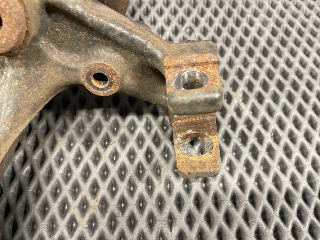 Поворотный кулак, 3820 рублей, Красноярск