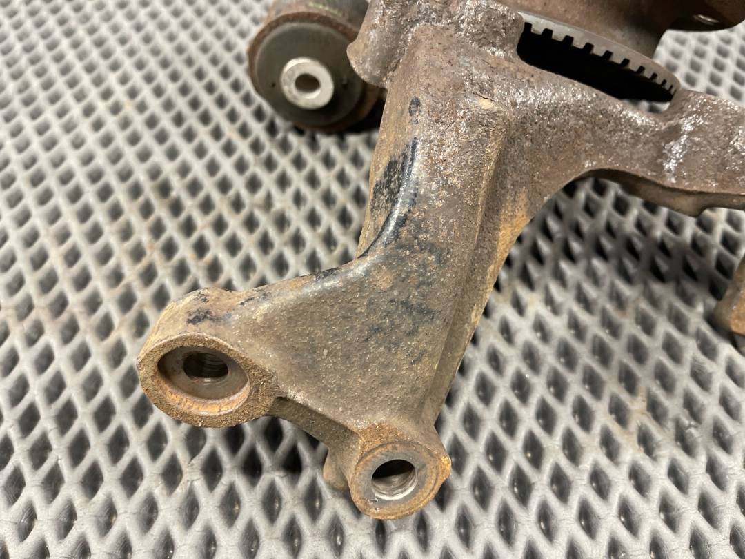 Поворотный кулак, 3820 рублей, Красноярск