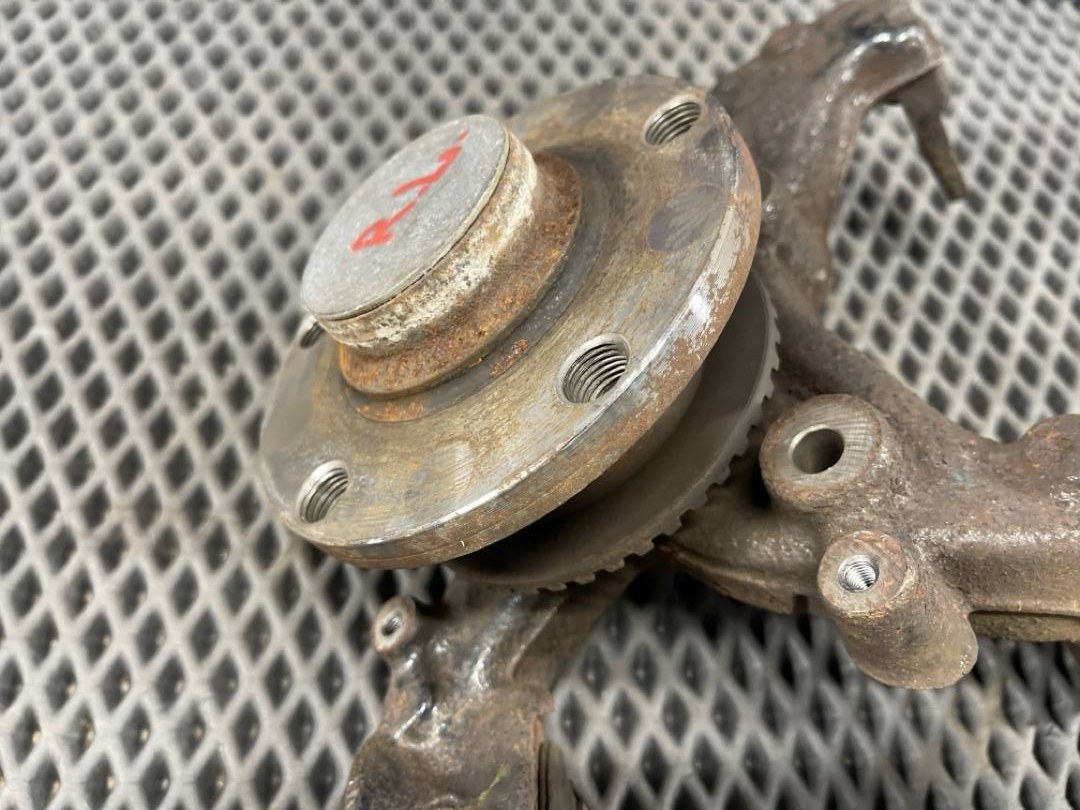 Поворотный кулак, 3820 рублей, Красноярск