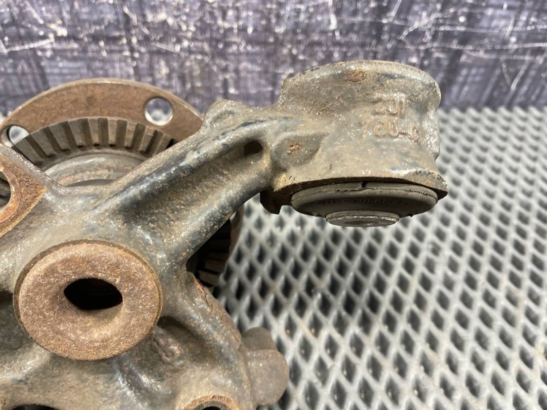 Поворотный кулак, 3820 рублей, Красноярск