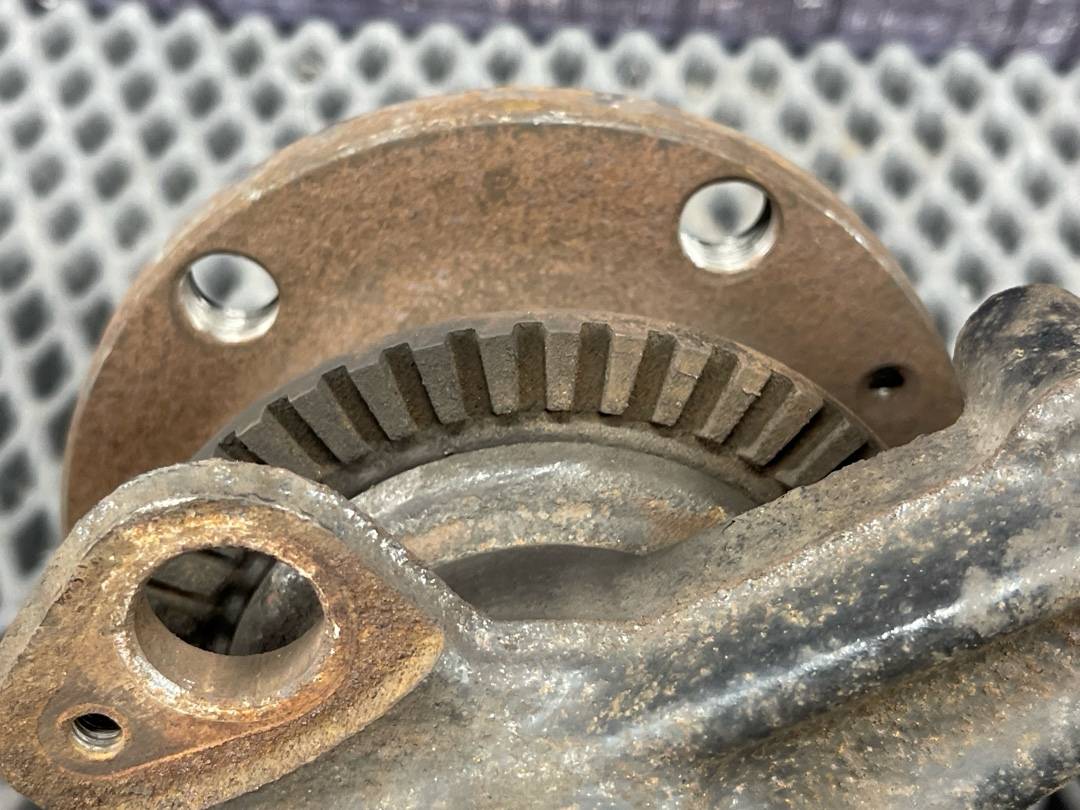 Поворотный кулак, 3820 рублей, Красноярск