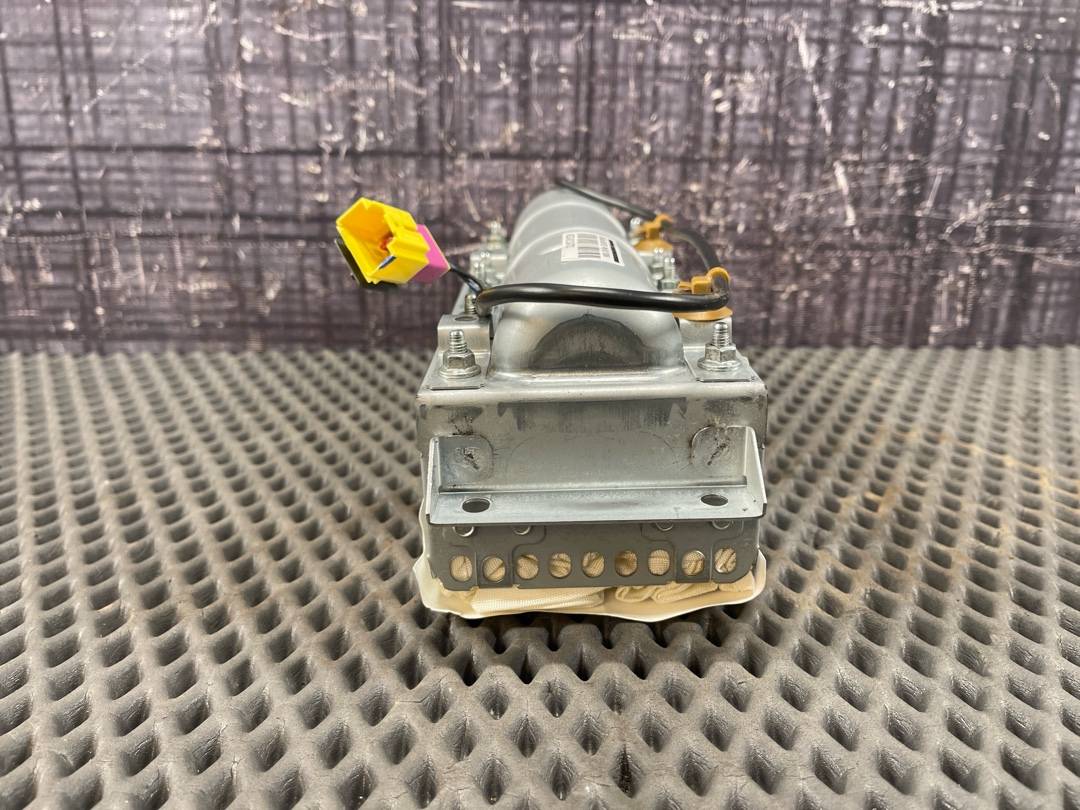 Подушка безопасности, 912 рублей, Красноярск