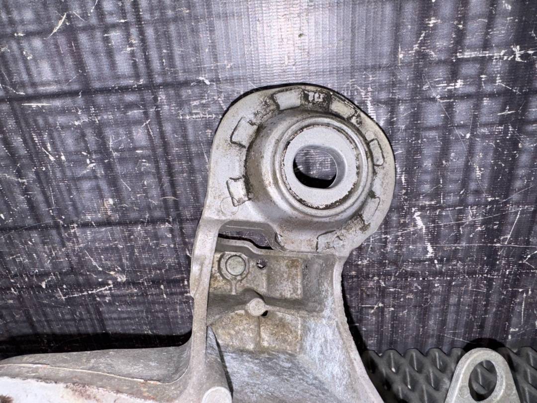 Кронштейн двигателя, 666 рублей, Красноярск