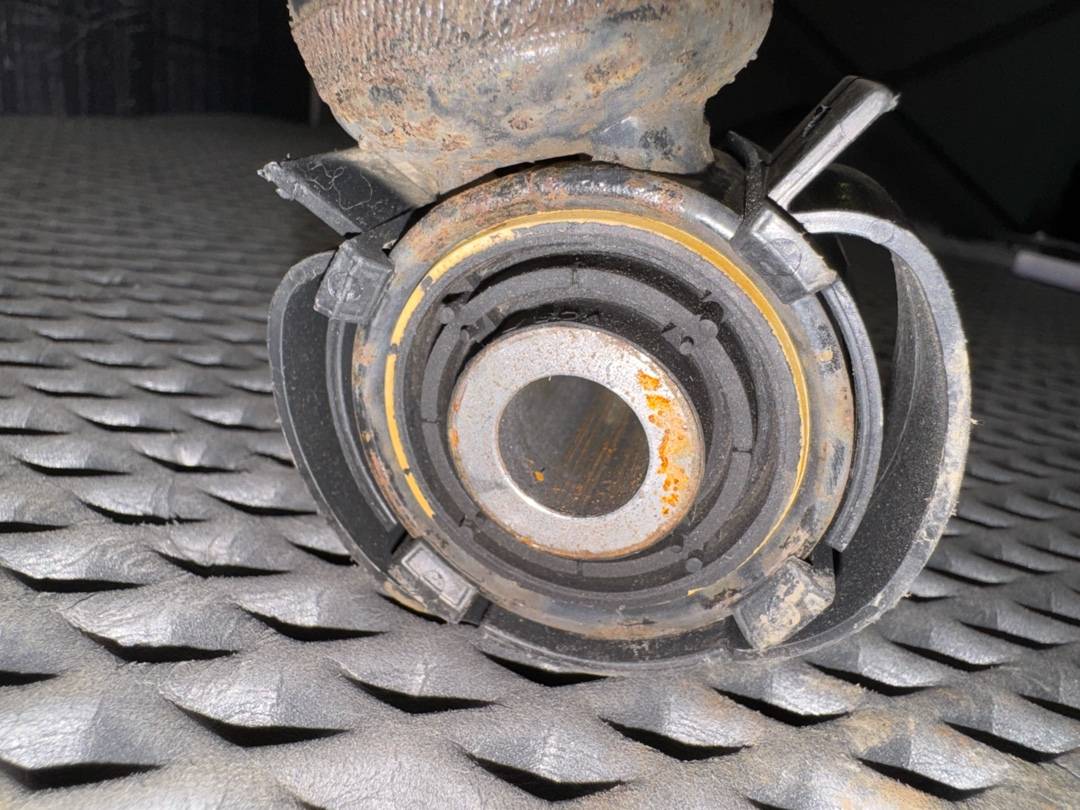 Амортизаторы, 11570 рублей, Красноярск