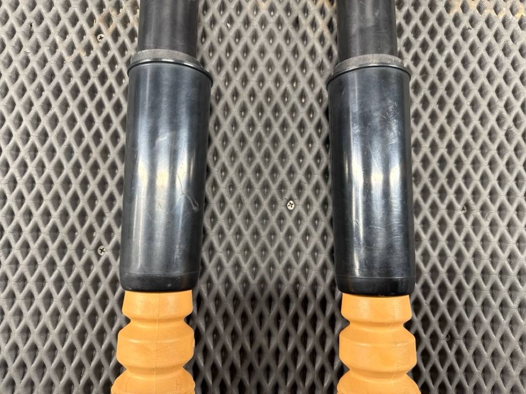 Амортизаторы, 11570 рублей, Красноярск