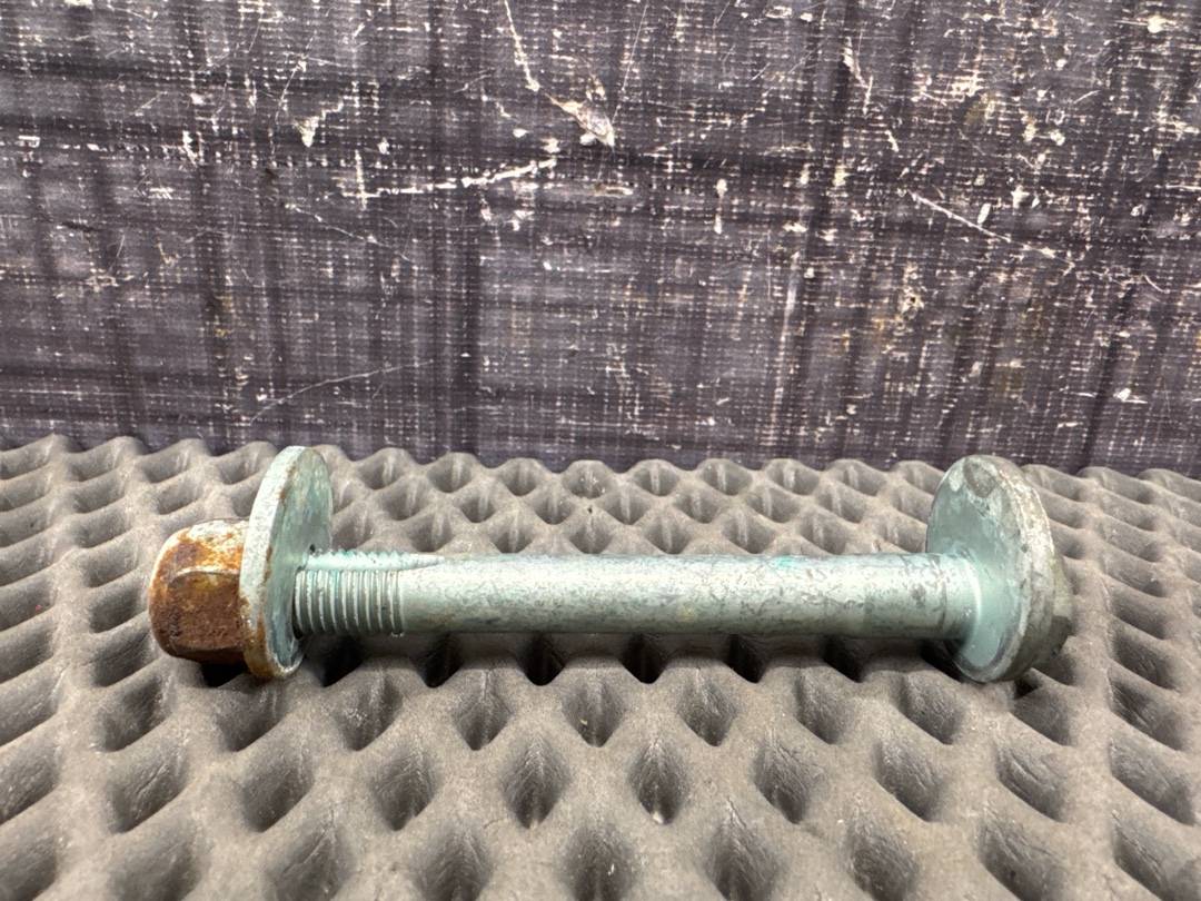 Болт развальный, 426 рублей, Красноярск