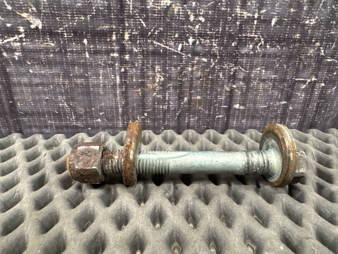 Болт развальный, 426 рублей, Красноярск