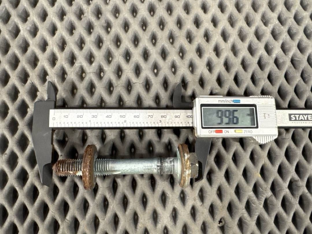 Болт развальный, 426 рублей, Красноярск