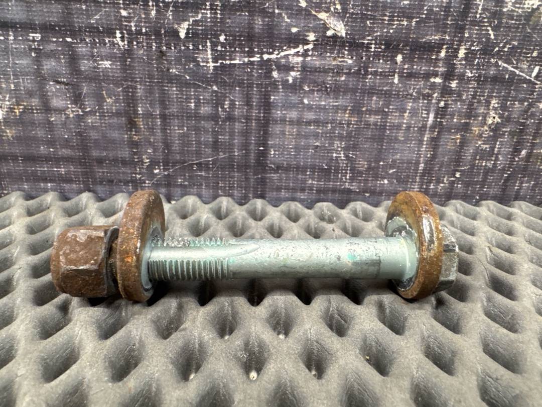 Болт развальный, 426 рублей, Красноярск