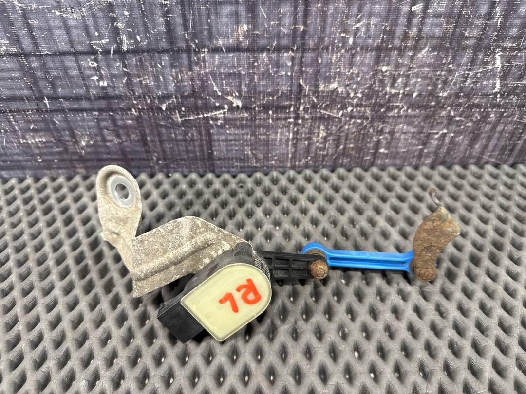 Датчик уровня подвески, 2616 рублей, Красноярск