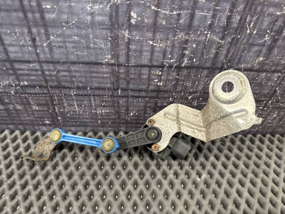 Датчик уровня подвески, 2616 рублей, Красноярск