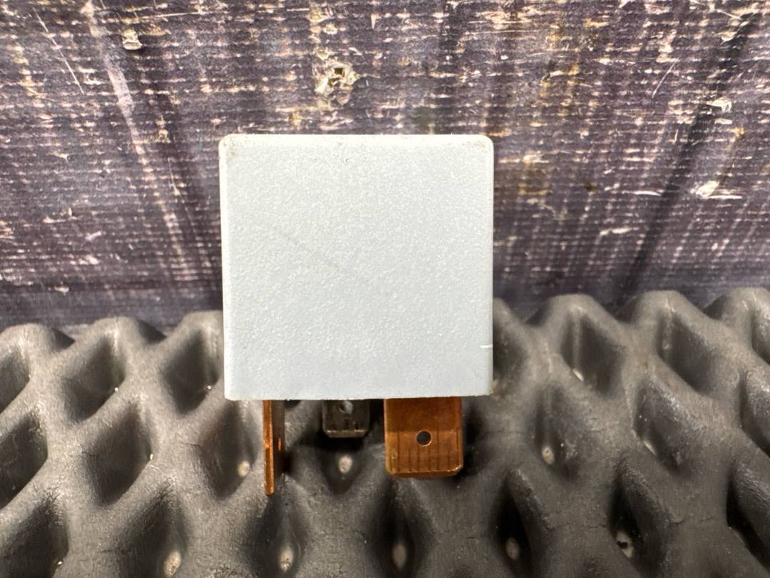 Реле, 318 рублей, Красноярск