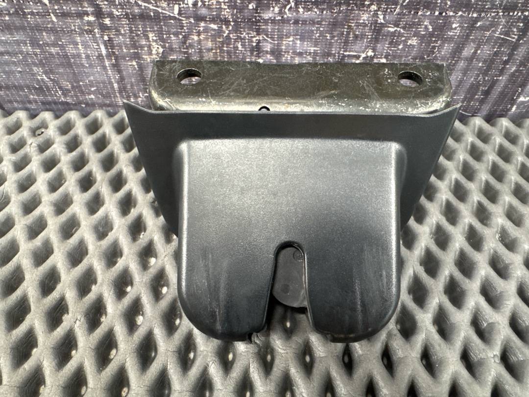 Замок крышки багажника, 1428 рублей, Красноярск