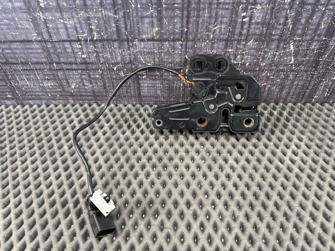 Замок капота, 1152 рублей, Красноярск