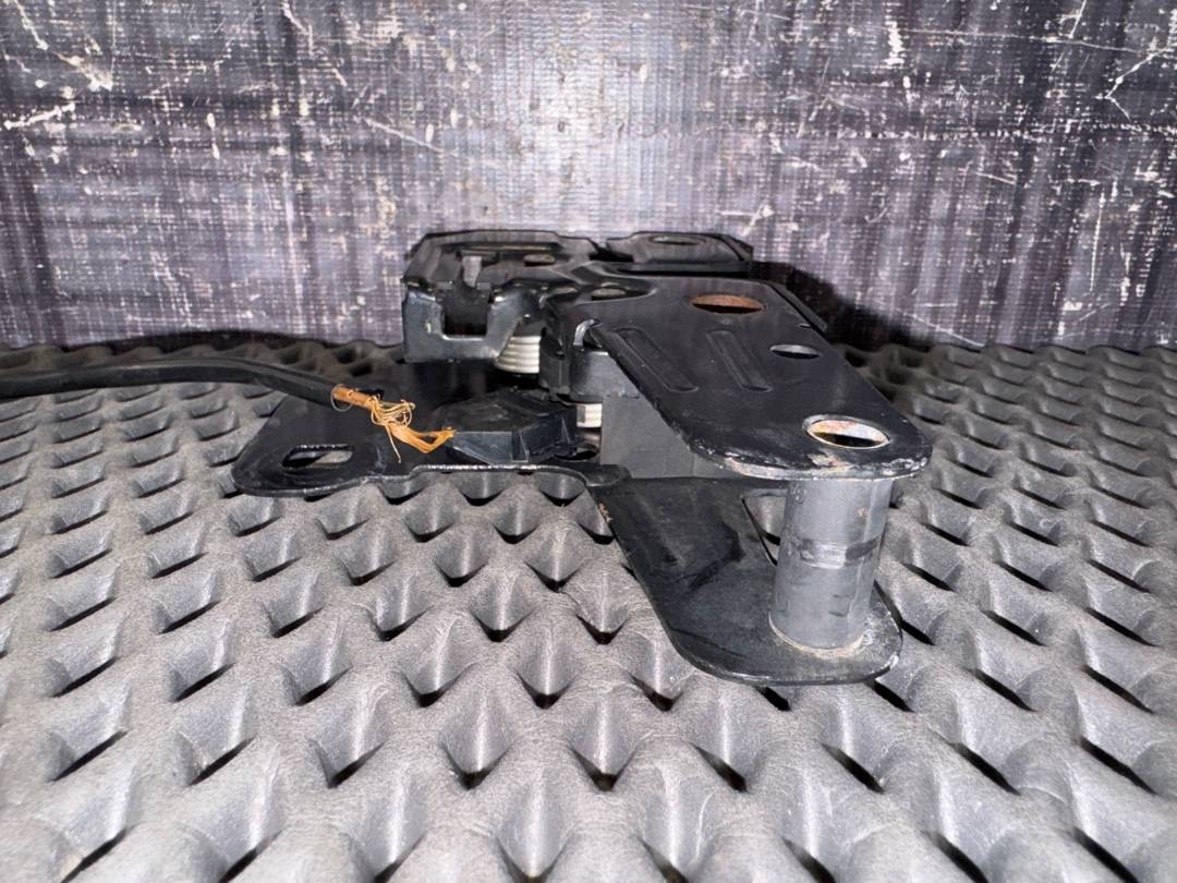 Замок капота, 1152 рублей, Красноярск