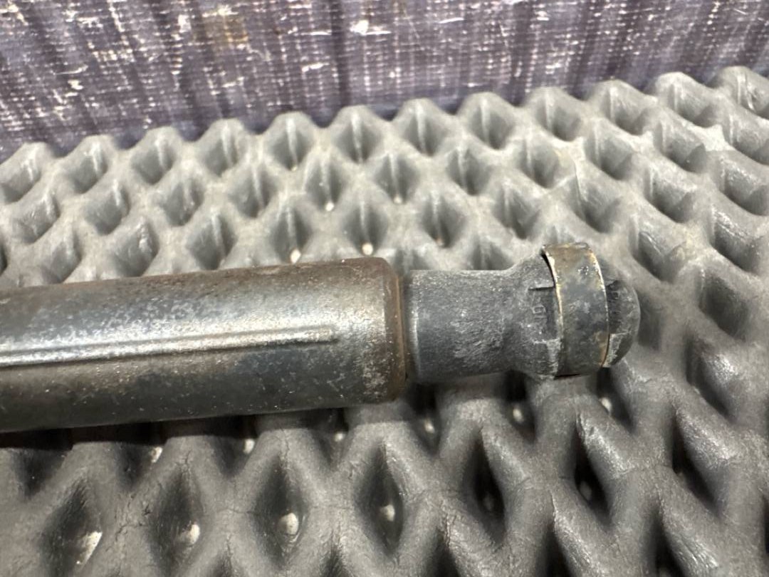 Амортизатор багажника, 390 рублей, Красноярск