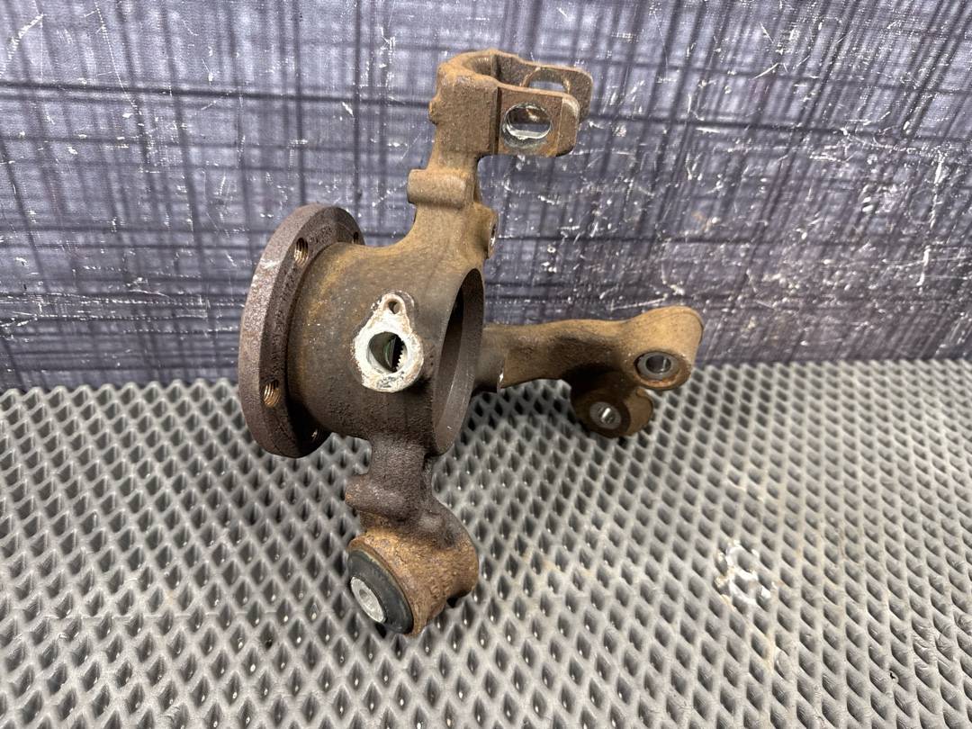 Поворотный кулак, 2292 рублей, Красноярск