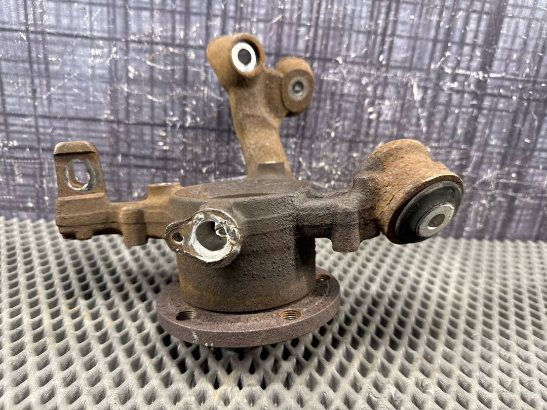 Поворотный кулак, 2292 рублей, Красноярск