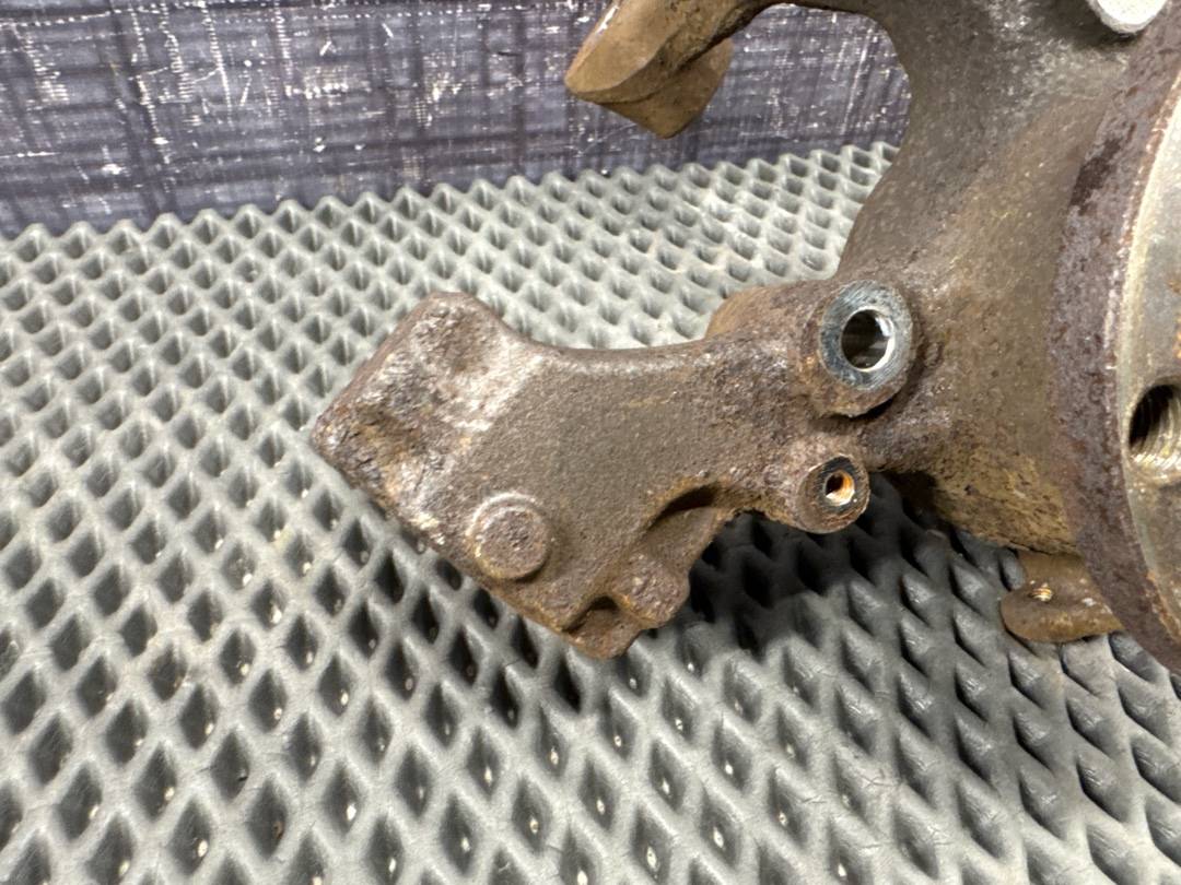 Поворотный кулак, 2292 рублей, Красноярск