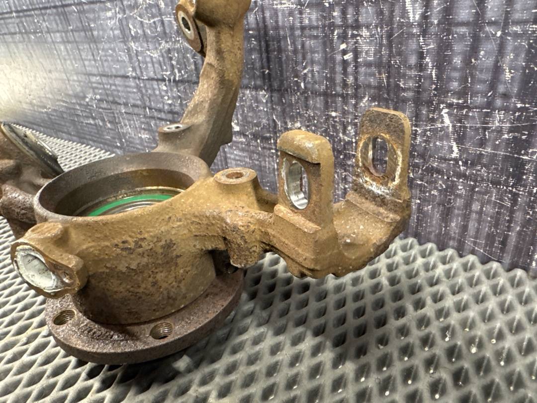 Поворотный кулак, 2292 рублей, Красноярск