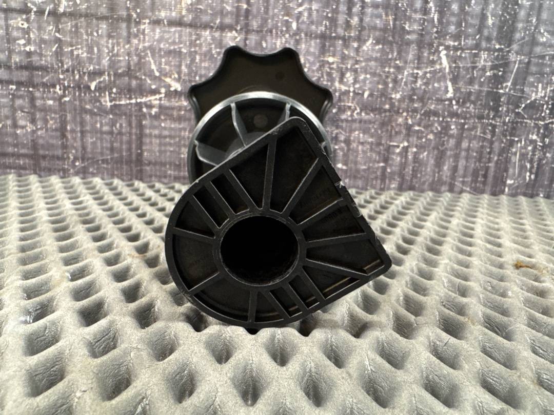 Крепление запасного колеса, 618 рублей, Красноярск