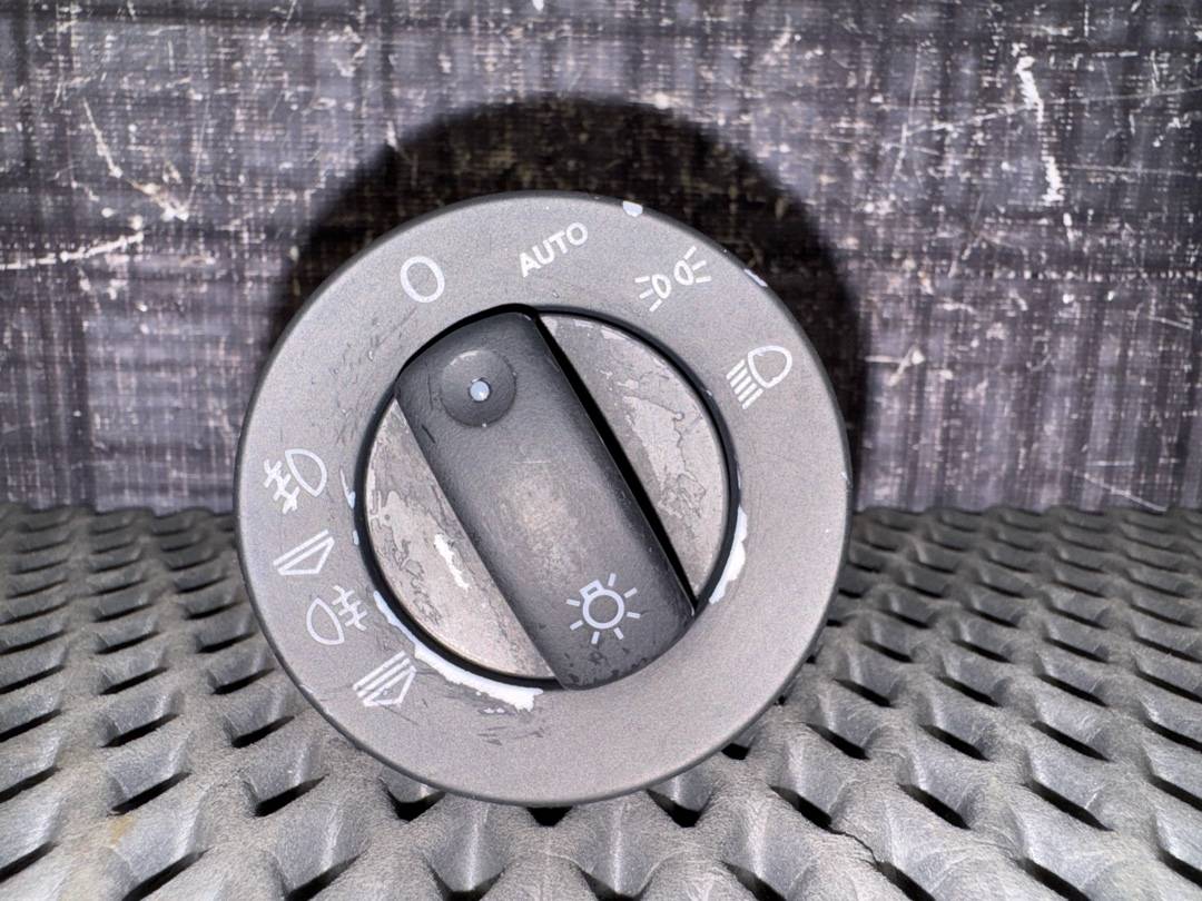 Переключатель света, 1302 рублей, Красноярск