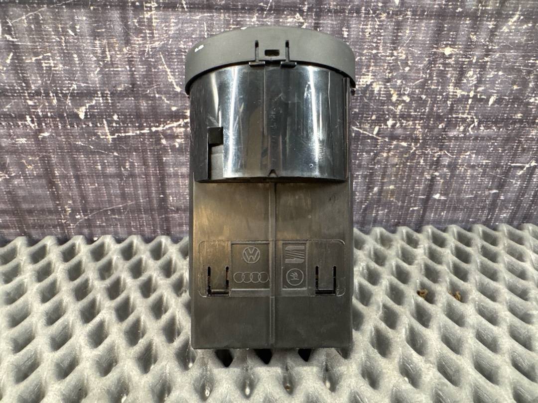 Переключатель света, 1302 рублей, Красноярск