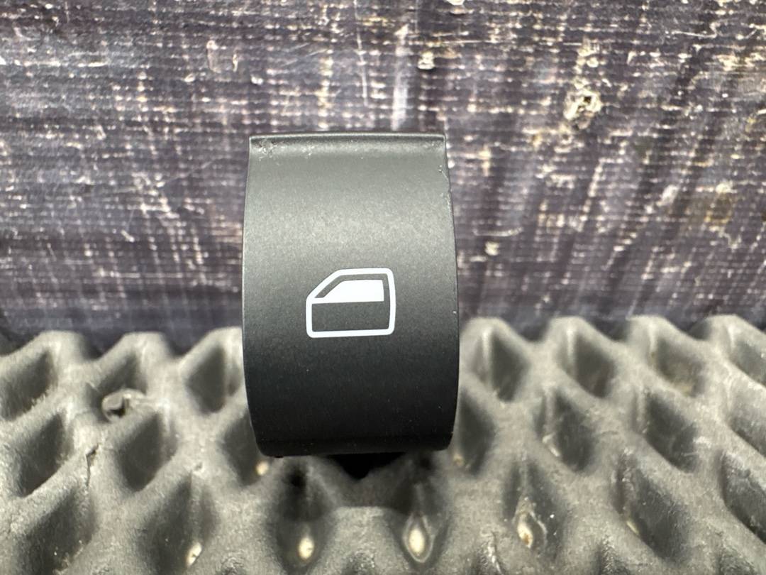 Кнопка стеклоподъемника, 252 рублей, Красноярск