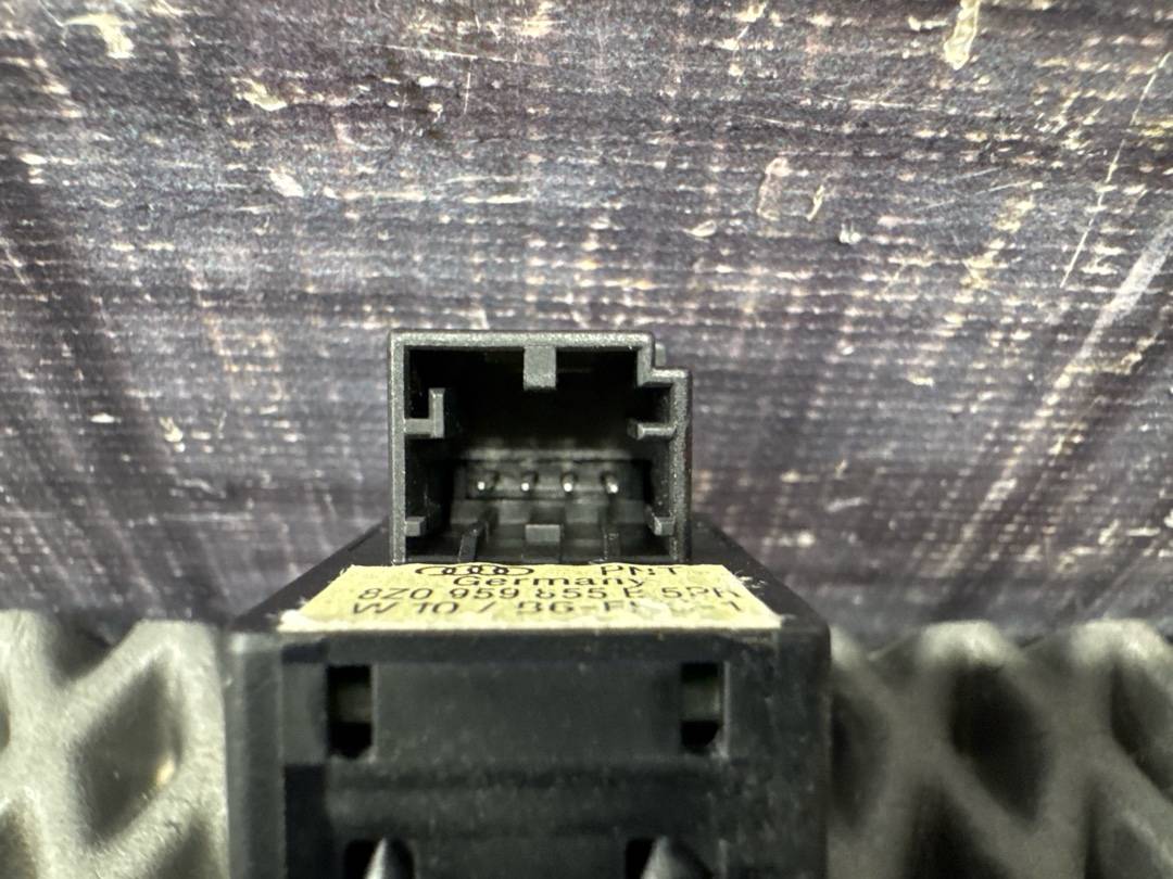 Кнопка стеклоподъемника, 252 рублей, Красноярск