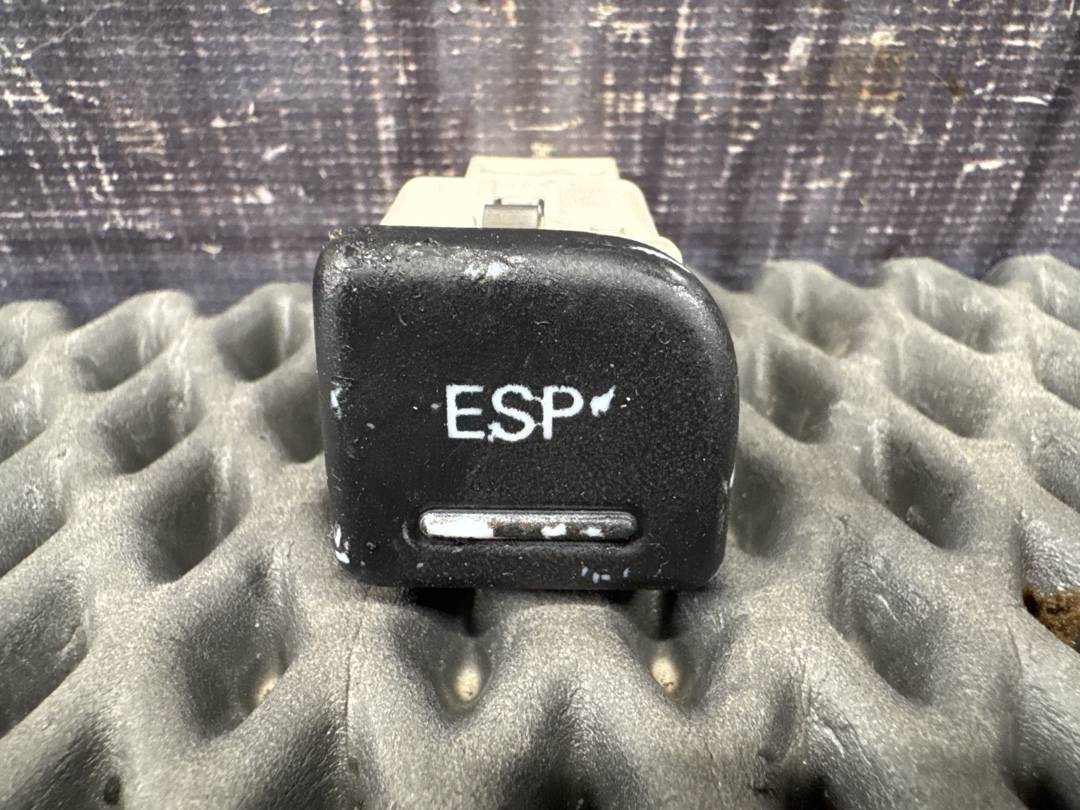 Кнопка ESP, 216 рублей, Красноярск