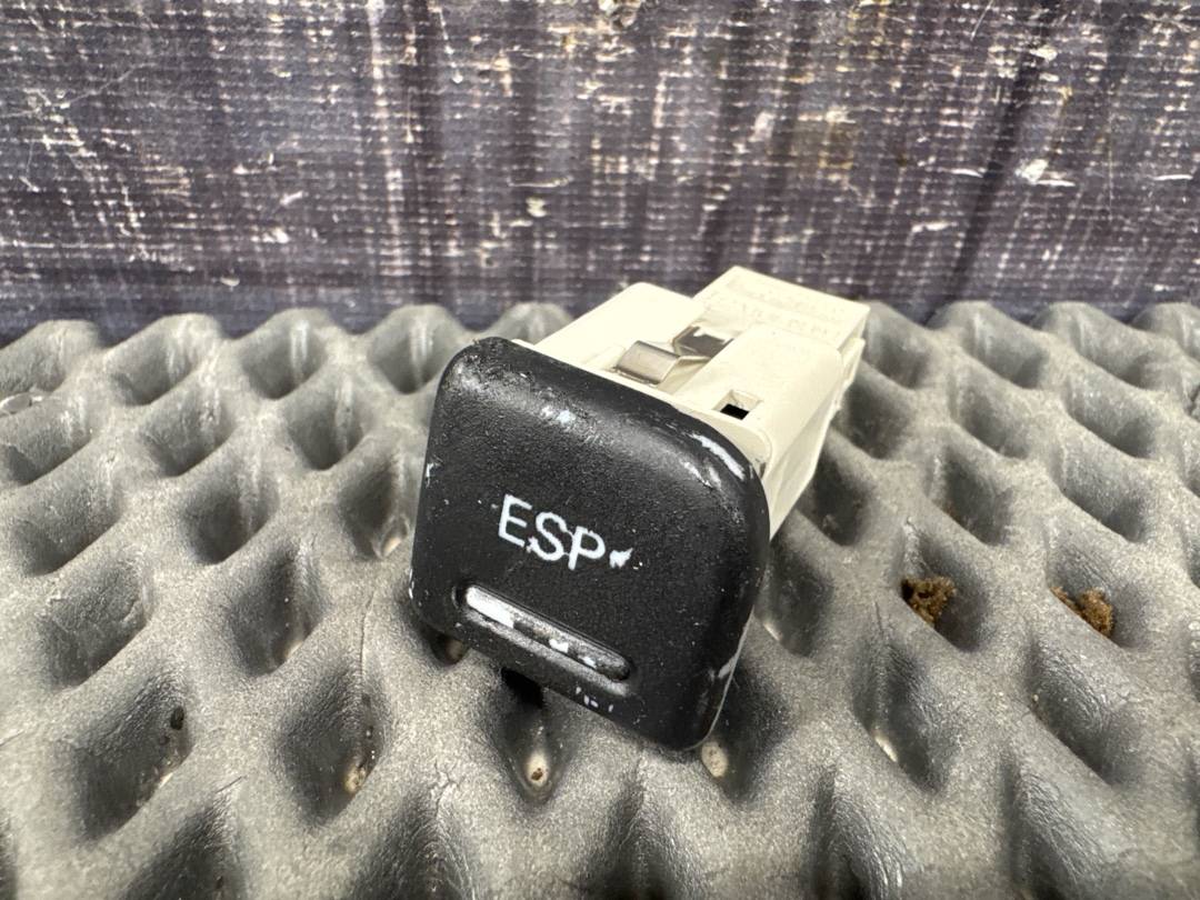 Кнопка ESP, 216 рублей, Красноярск