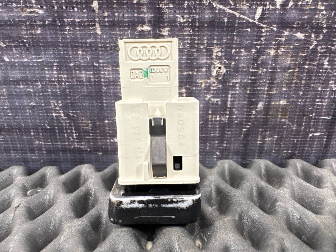 Кнопка ESP, 216 рублей, Красноярск