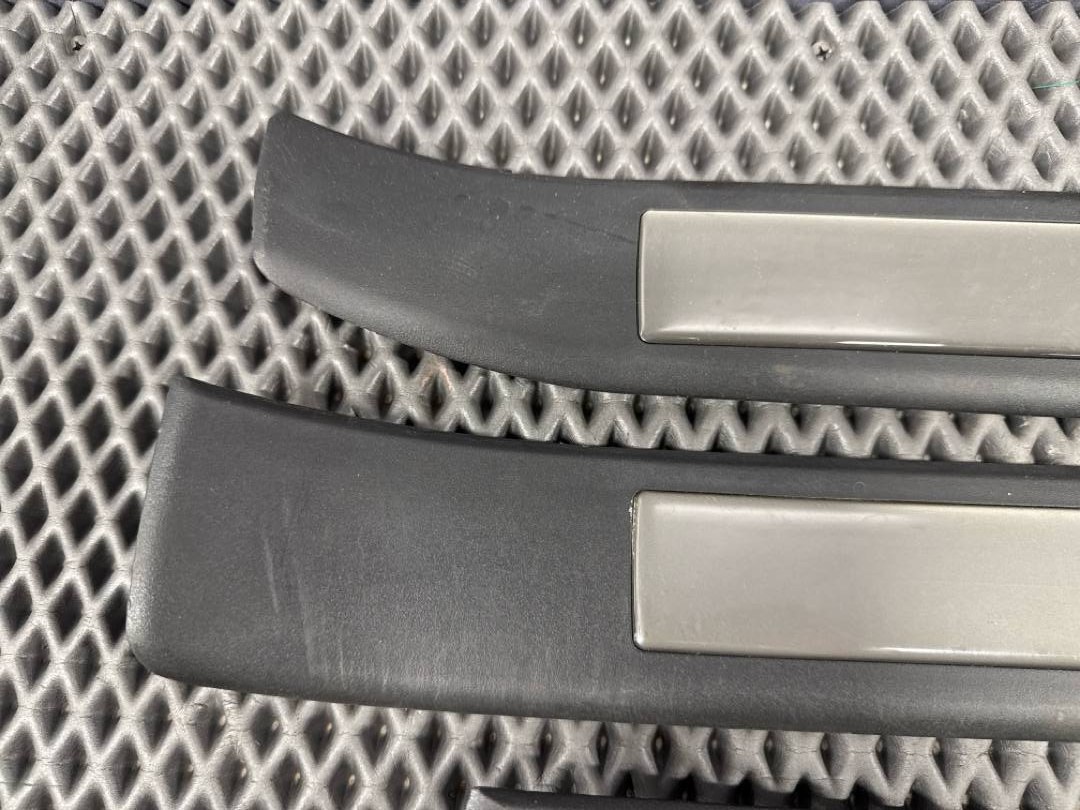 Комплект накладок на порог, 4458 рублей, Красноярск