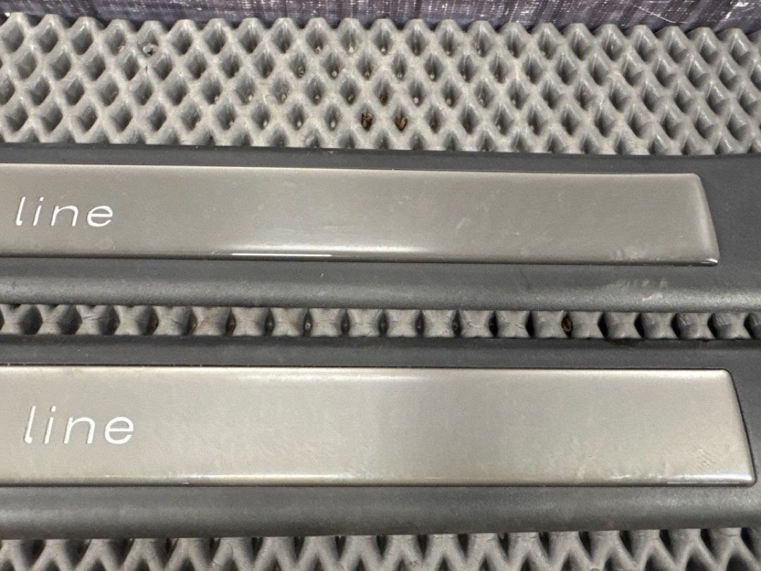 Комплект накладок на порог, 4458 рублей, Красноярск