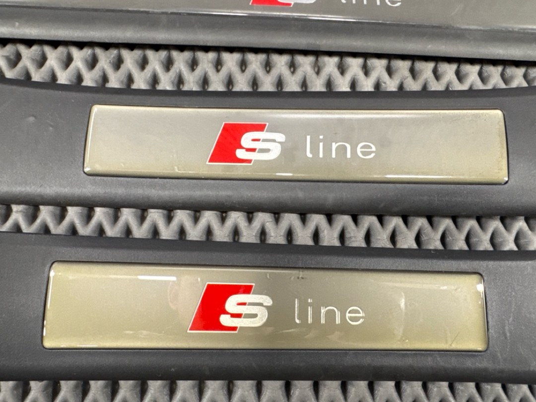 Комплект накладок на порог, 4458 рублей, Красноярск