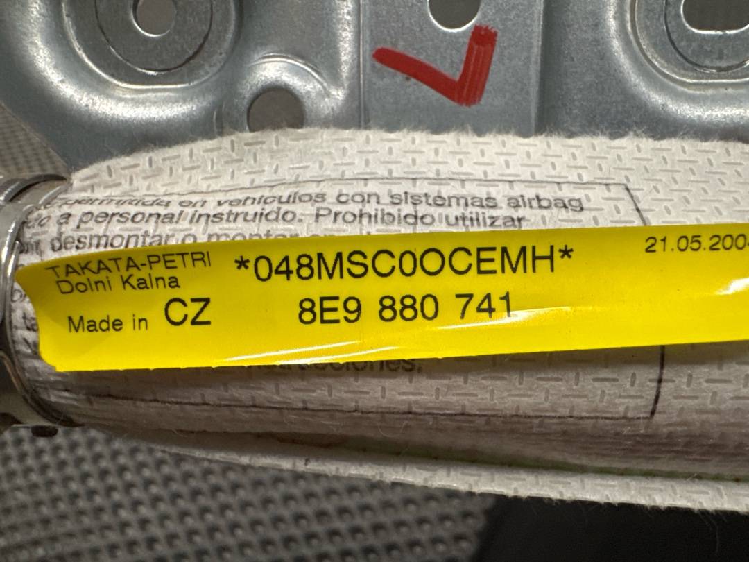 Подушка безопасности, 636 рублей, Красноярск