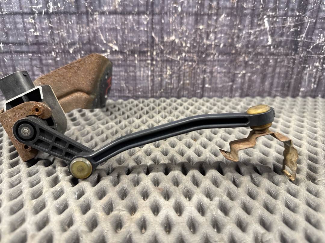 Датчик уровня подвески, 2616 рублей, Красноярск