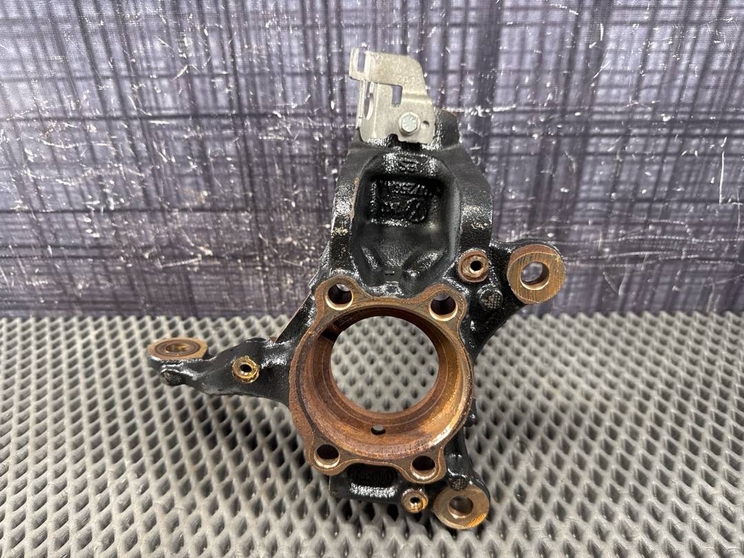 Поворотный кулак, 1980 рублей, Красноярск