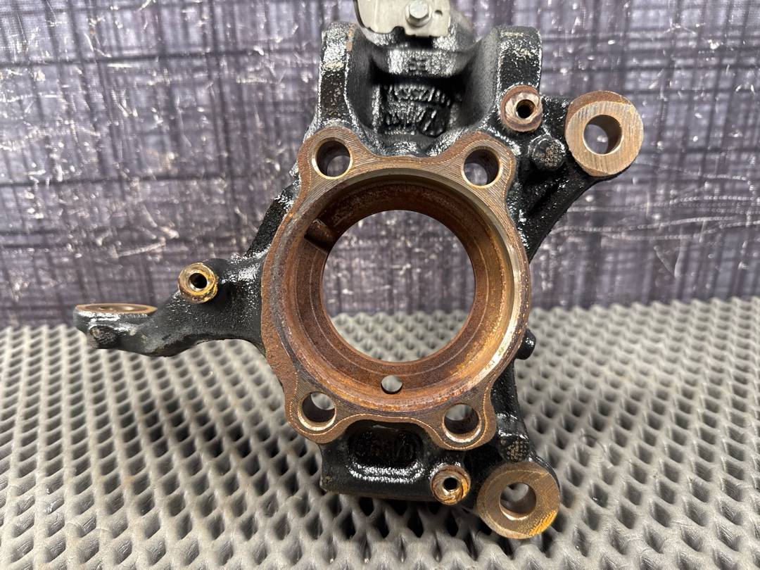 Поворотный кулак, 1980 рублей, Красноярск