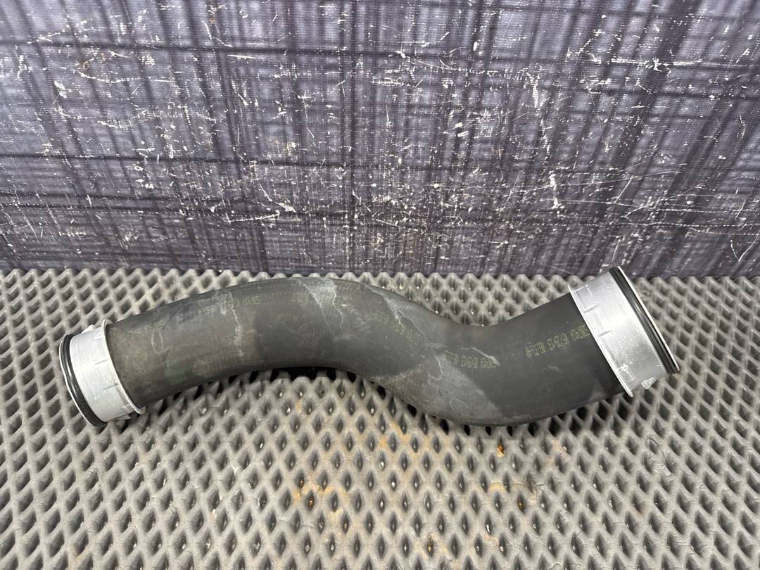 Патрубок интеркуллера, 2230 рублей, Красноярск