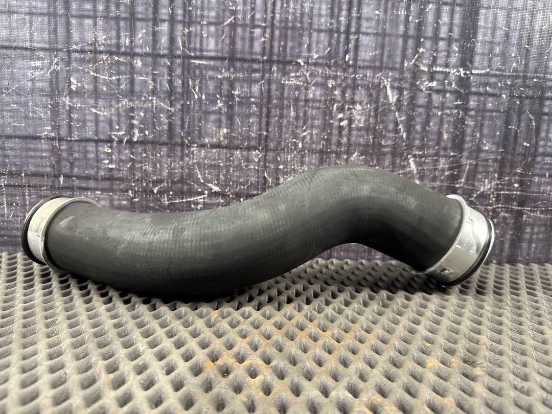 Патрубок интеркуллера, 2230 рублей, Красноярск