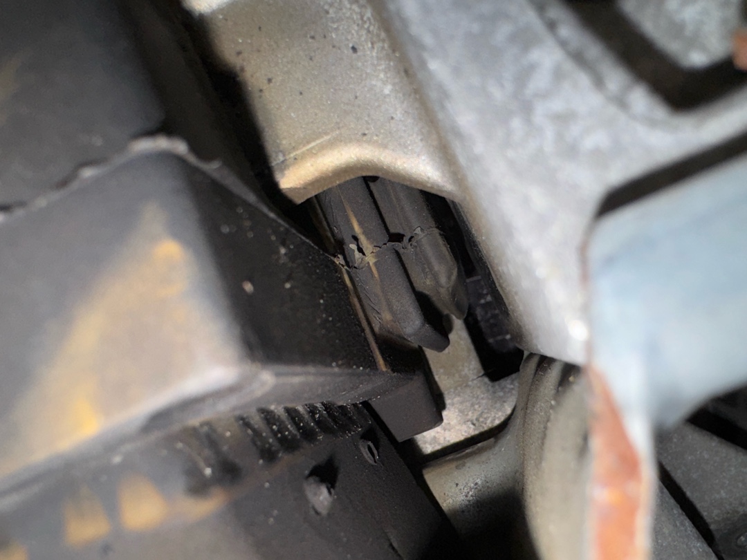 Подушка КПП, 4240 рублей, Красноярск