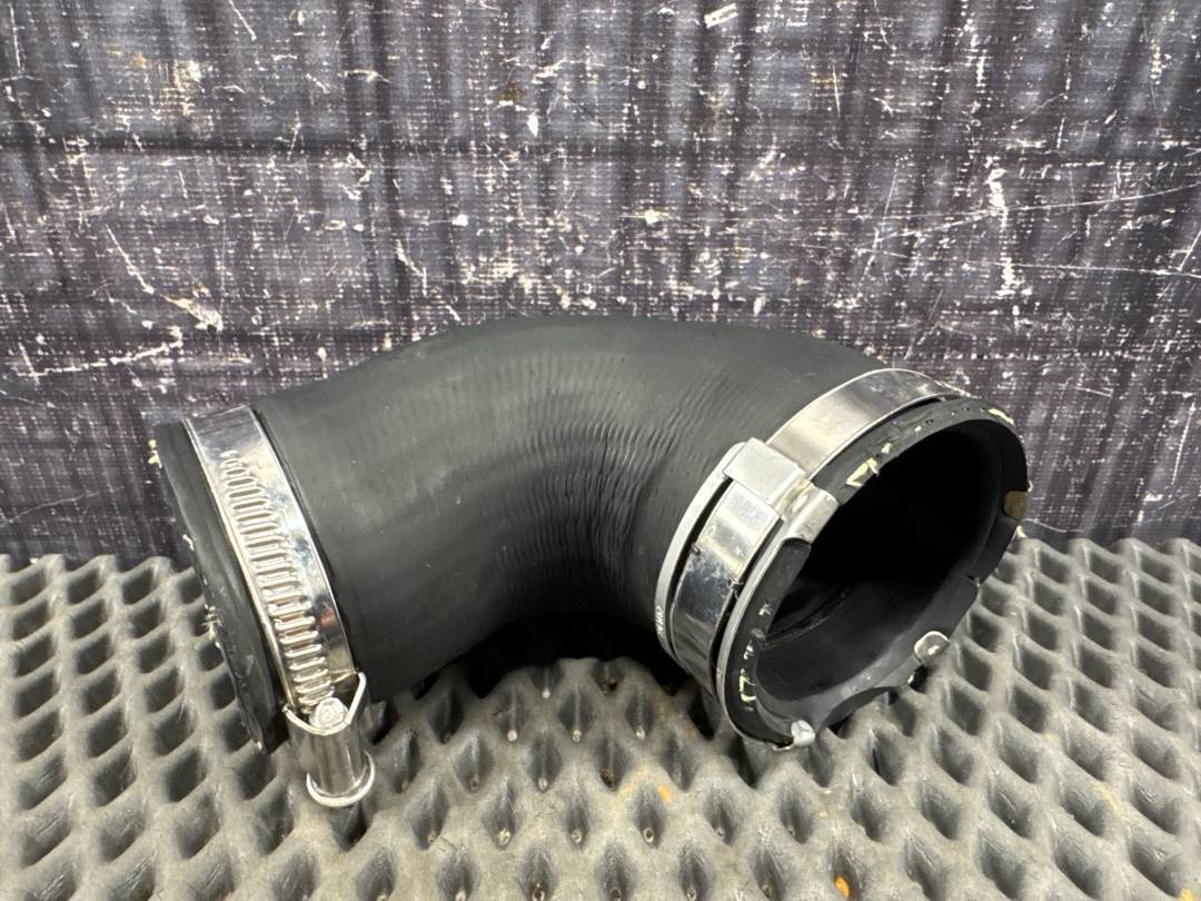 Патрубок интеркуллера, 1210 рублей, Красноярск