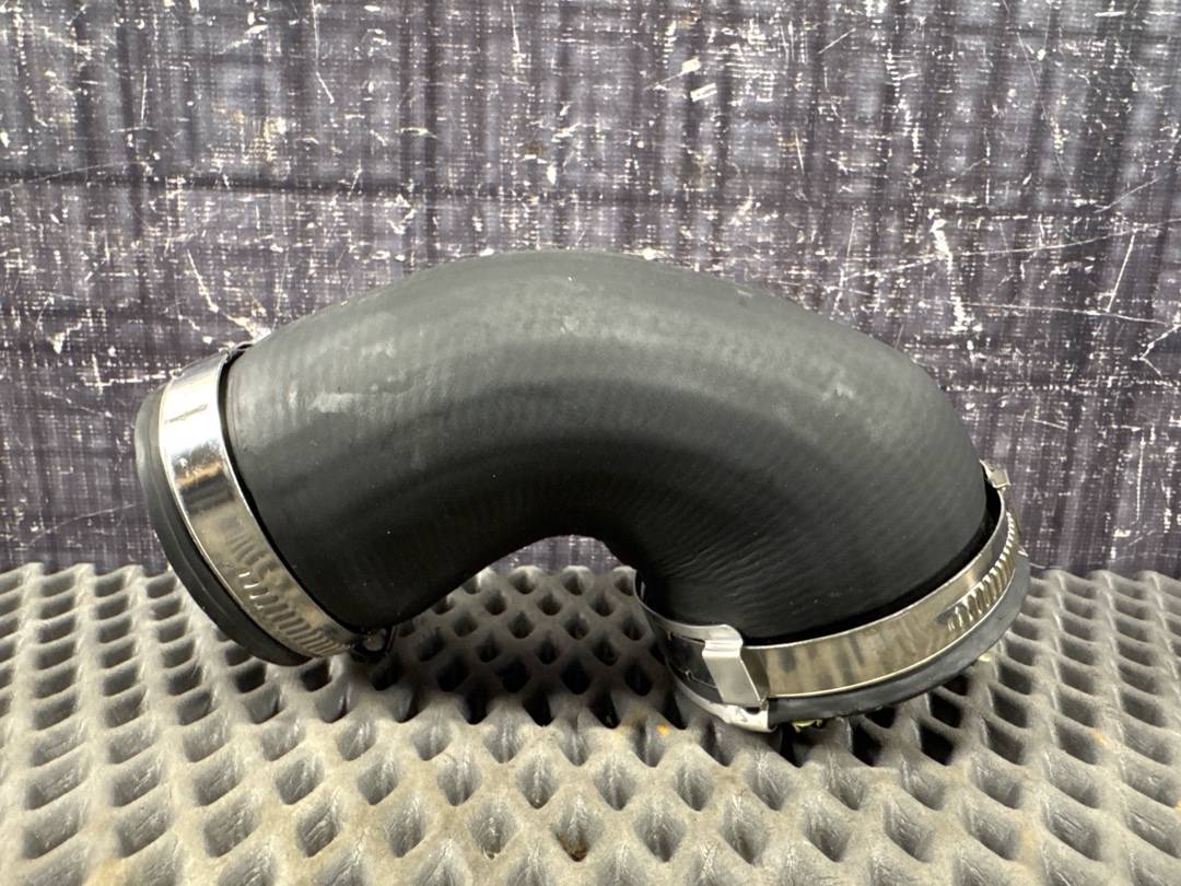 Патрубок интеркуллера, 1210 рублей, Красноярск