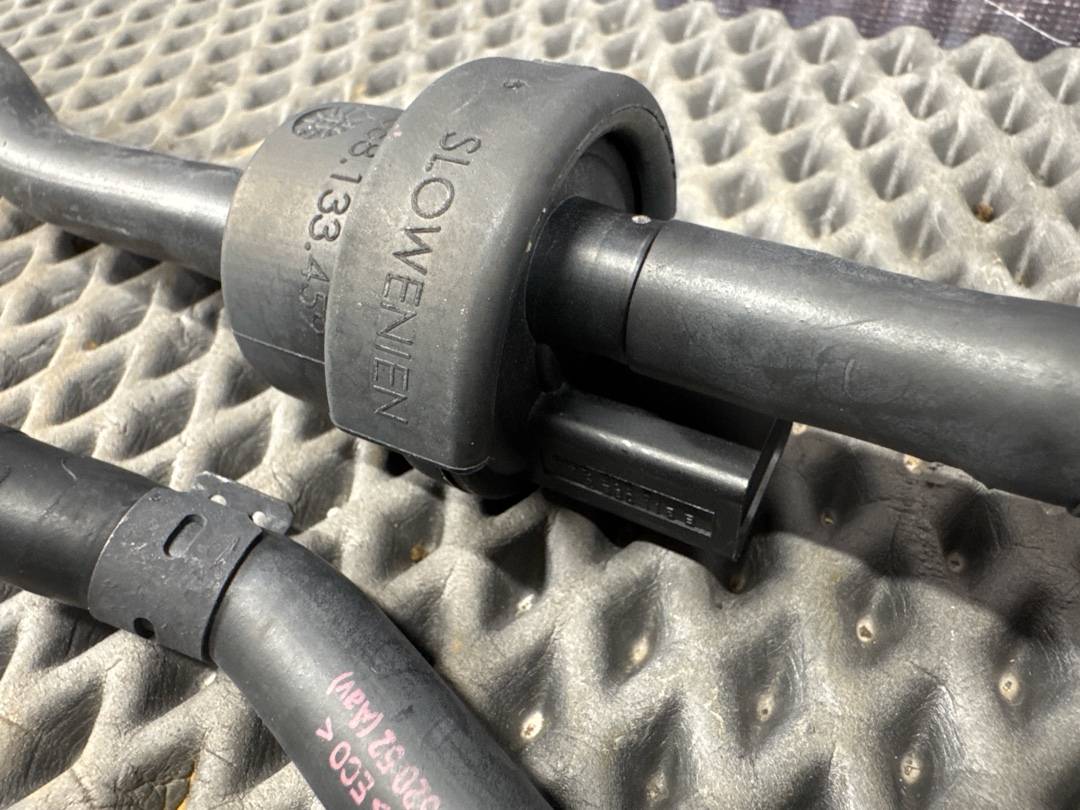 Клапан вентиляции топливного бака, 2420 рублей, Красноярск