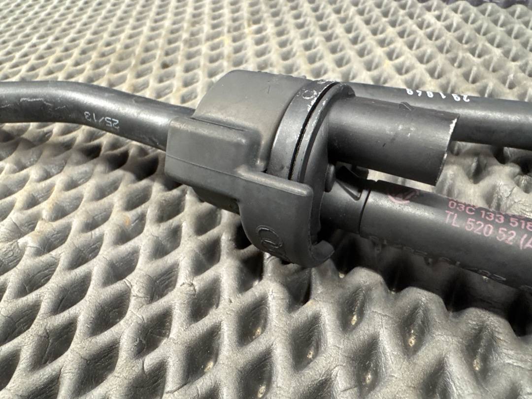 Клапан вентиляции топливного бака, 2420 рублей, Красноярск