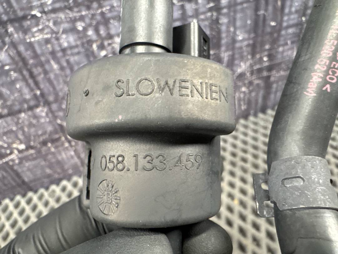 Клапан вентиляции топливного бака, 2420 рублей, Красноярск